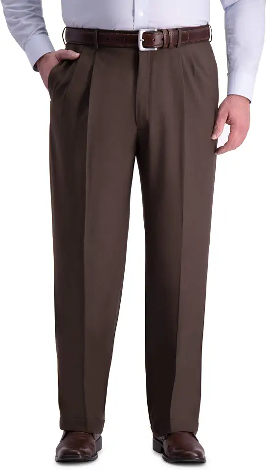 Haggar Men's Classic Fit Pleated Premium Comfort Dress Pant