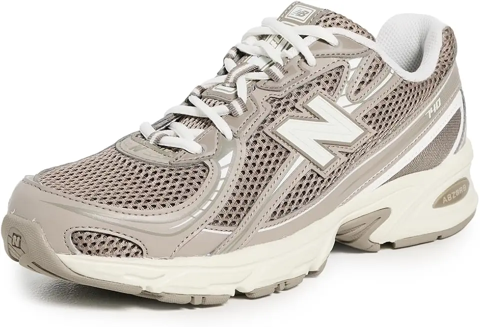 New Balance 740 Sneakers
