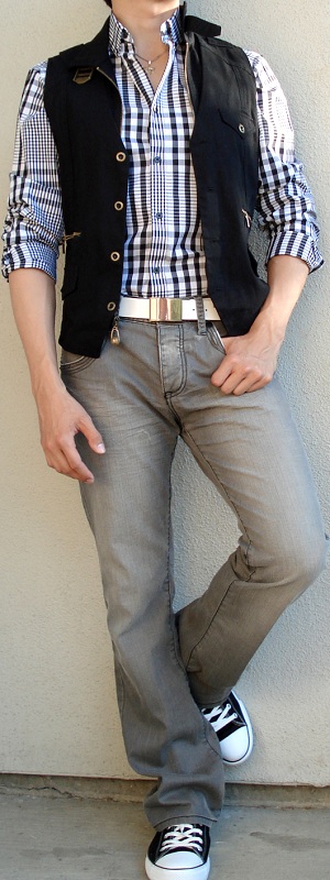 Casual Black Zip Vest with Checkered Button-Down Shirt and Grey Jeans Outfit