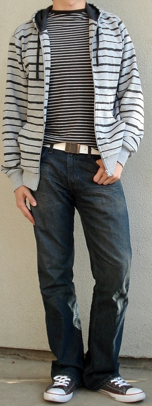 Casual Grey Zip Jacket with Black Striped Tee and Light Wash Jeans Outfit