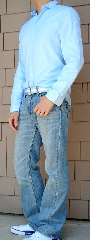 Casual Light Blue Button Down Shirt with Light Wash Jeans and White Sneakers