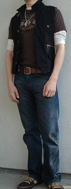 Rugged Casual Black Utility Vest with Brown Graphic T-Shirt and Bootcut Jeans Outfit